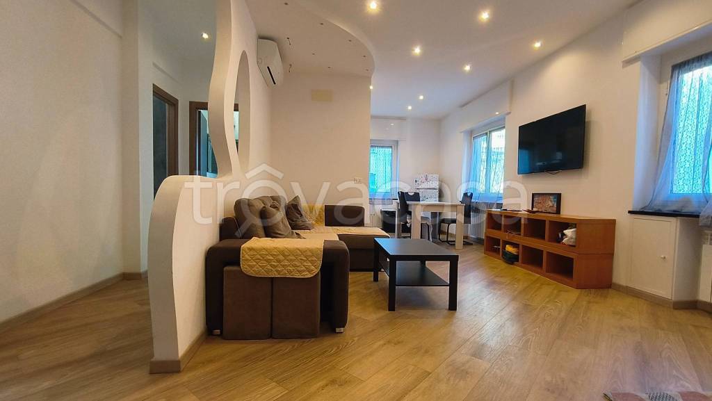 appartamento in vendita a Genova in zona Pegli