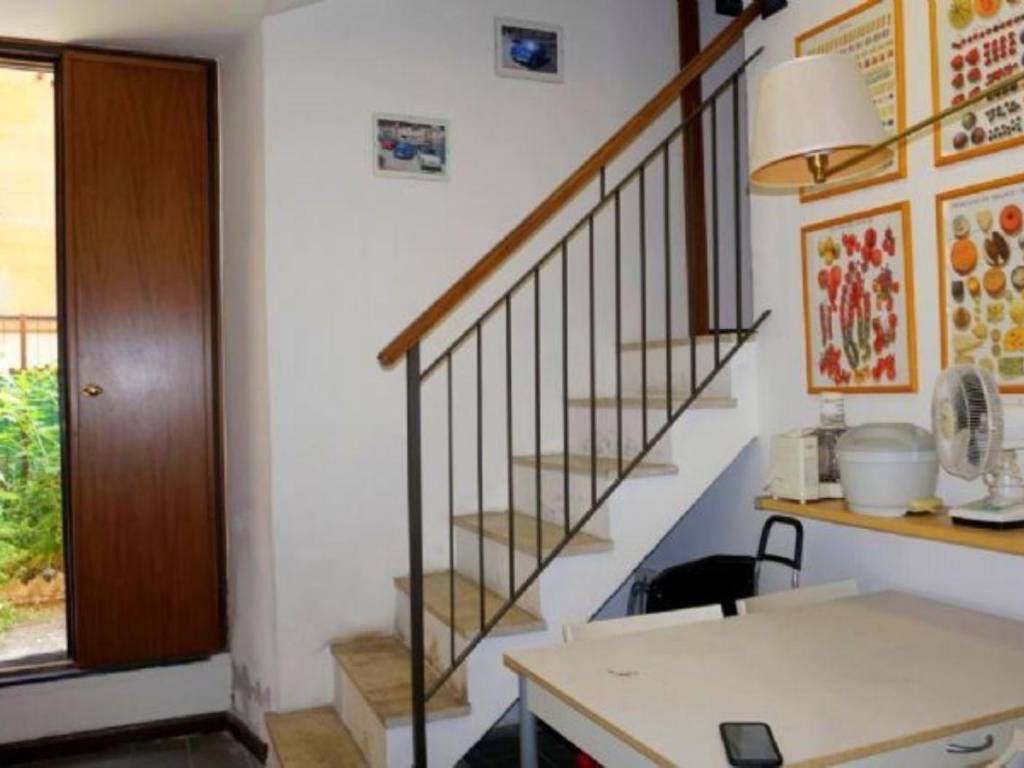 appartamento in vendita a Genova in zona Quezzi