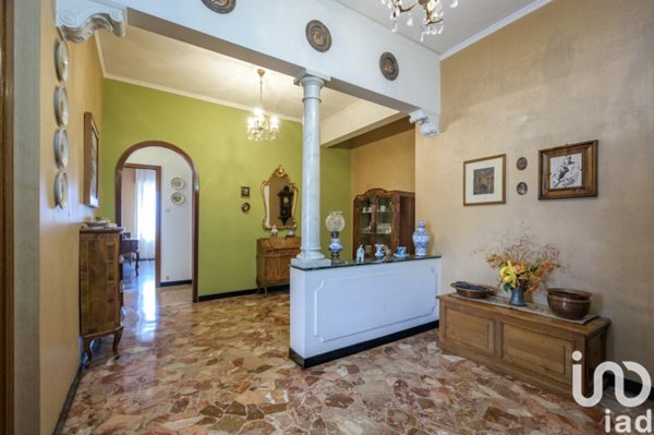 appartamento in vendita a Genova in zona Pegli