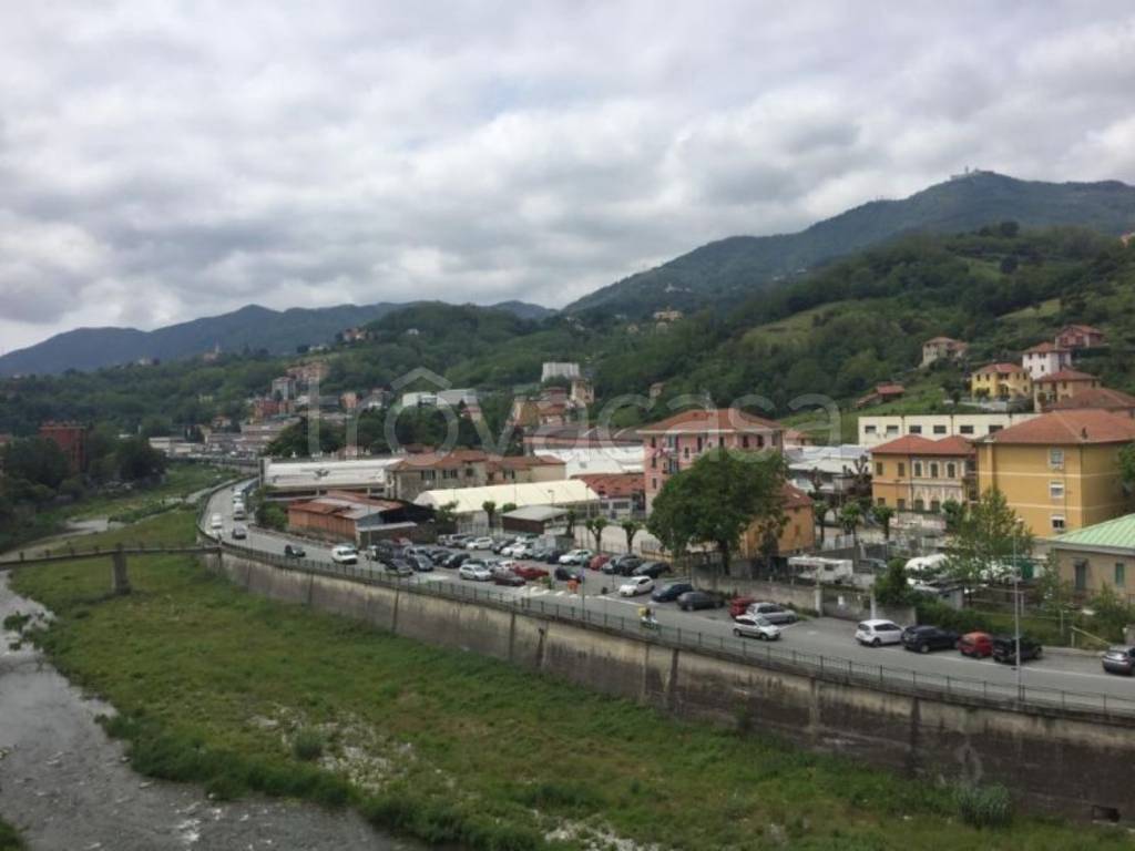 appartamento in vendita a Genova in zona Pontedecimo