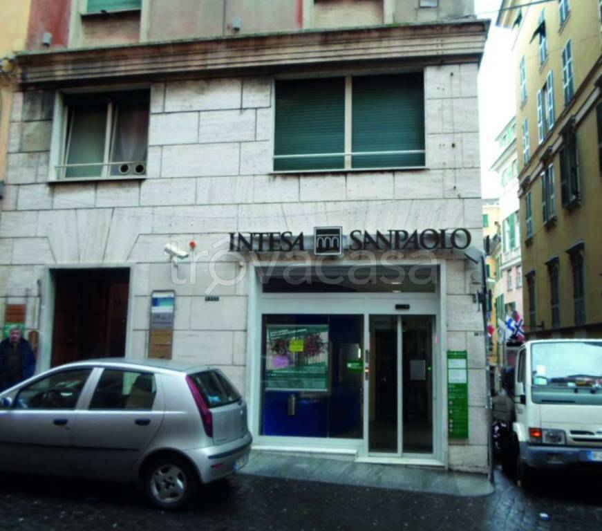 negozio in vendita a Genova in zona Sottoripa / Maddalena / Molo