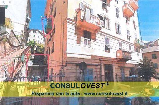 appartamento in vendita a Genova in zona Lagaccio / Granarolo