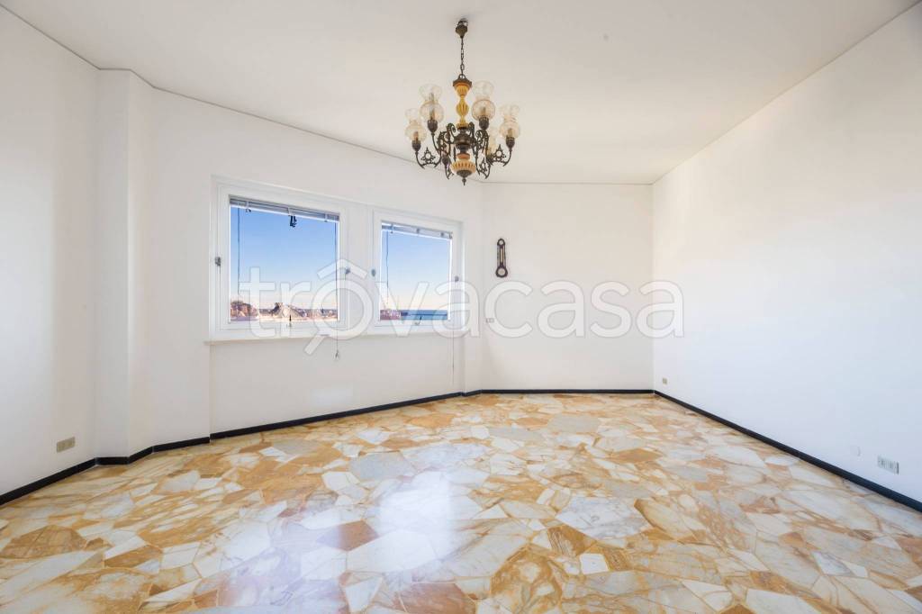 appartamento in vendita a Genova in zona DiNegro