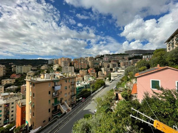 appartamento in vendita a Genova in zona Marassi