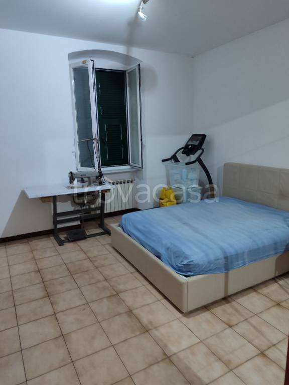 appartamento in vendita a Genova in zona Rivarolo