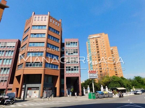 negozio in vendita a Genova in zona Sampierdarena