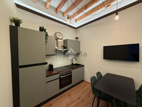 appartamento in vendita a Genova in zona Castelletto