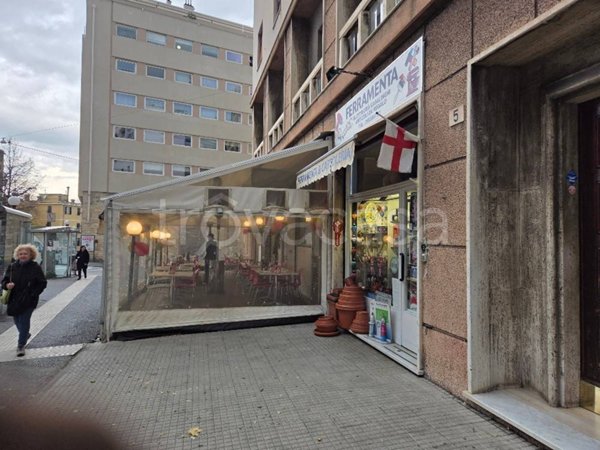 ufficio in vendita a Genova in zona Carignano
