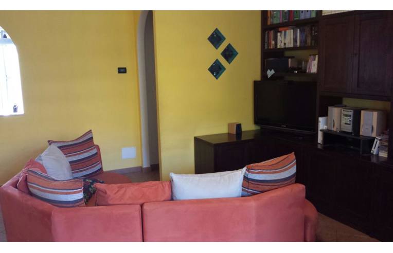 appartamento in vendita a Genova in zona Rivarolo