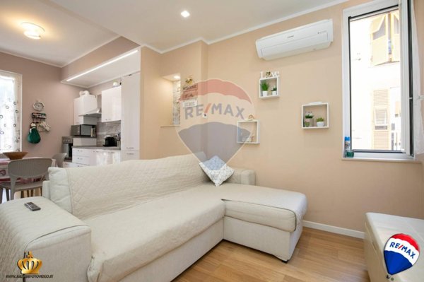 appartamento in vendita a Genova in zona Sestri Ponente