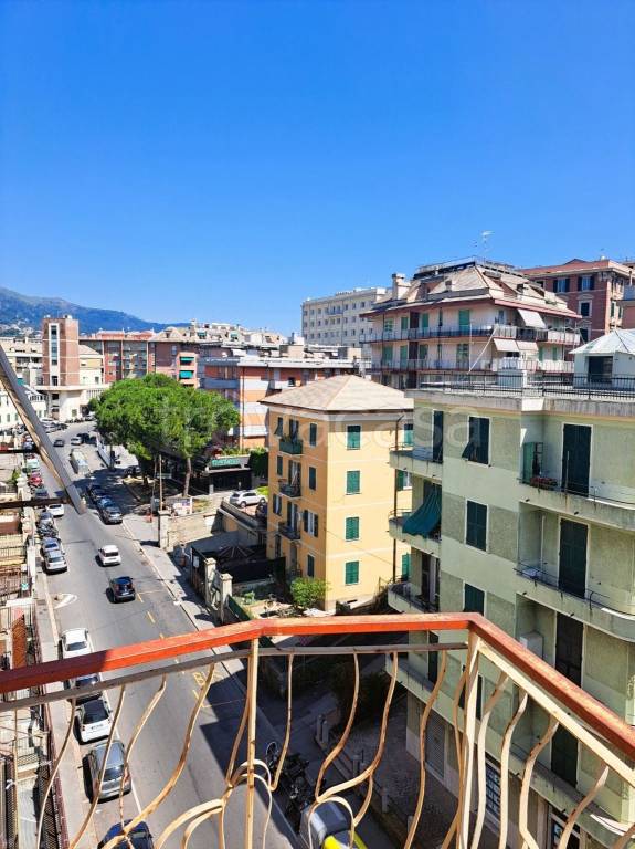 appartamento in vendita a Genova in zona San Martino