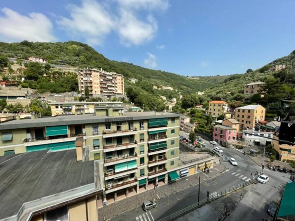 appartamento in vendita a Genova in zona Quezzi