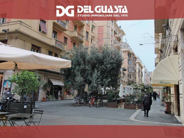 negozio in vendita a Genova