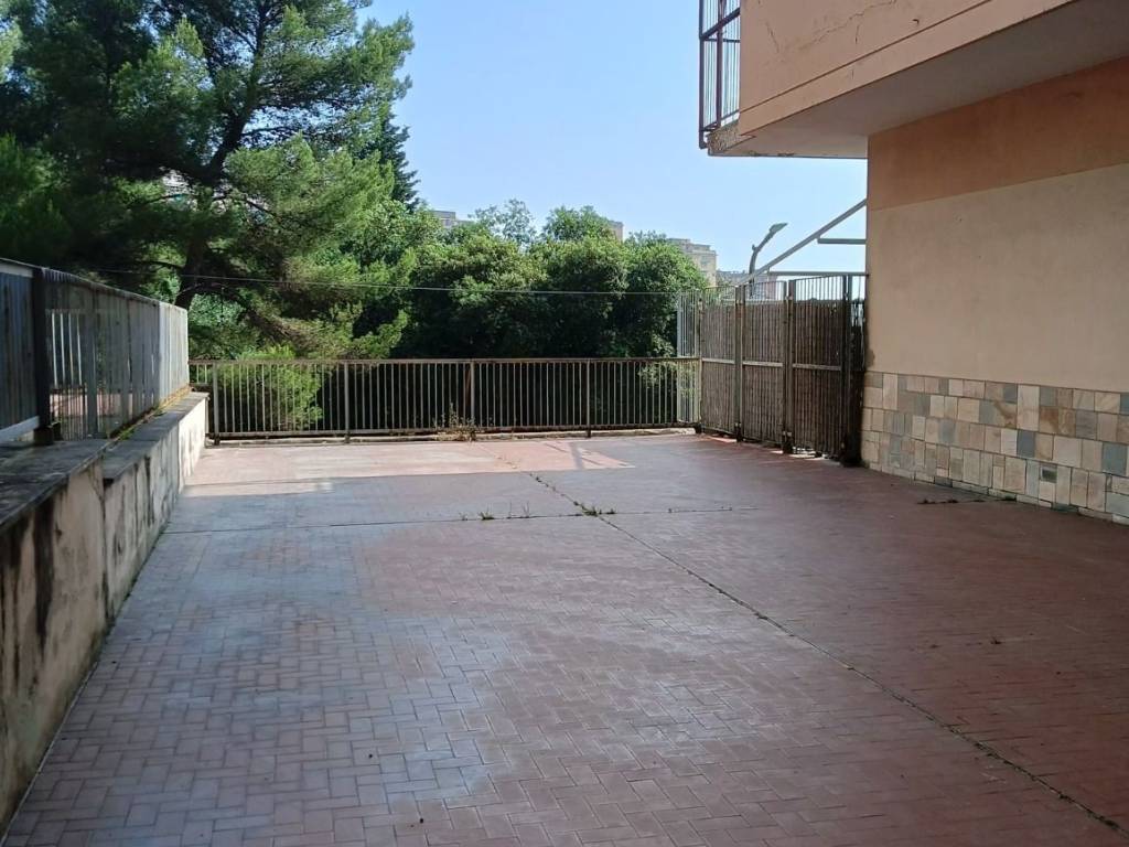 appartamento in vendita a Genova in zona Marassi