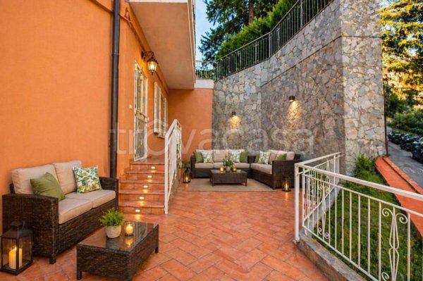 appartamento in vendita a Genova in zona Apparizione