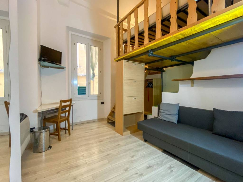 appartamento in vendita a Genova in zona Lagaccio / Granarolo