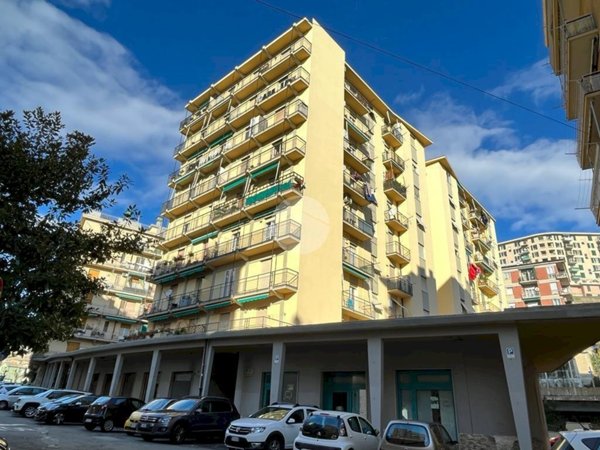 appartamento in vendita a Genova in zona Palmaro / Pra'