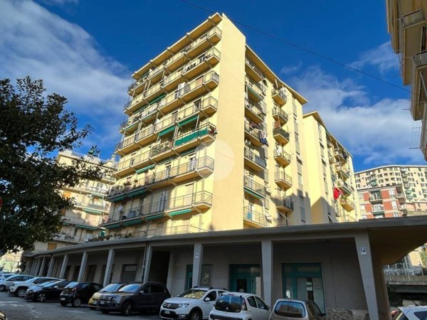 appartamento in vendita a Genova in zona Palmaro / Pra'