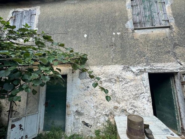 casa indipendente in vendita a Genova in zona Sestri Ponente
