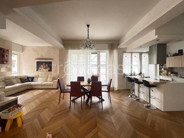 appartamento in vendita a Genova in zona Albaro