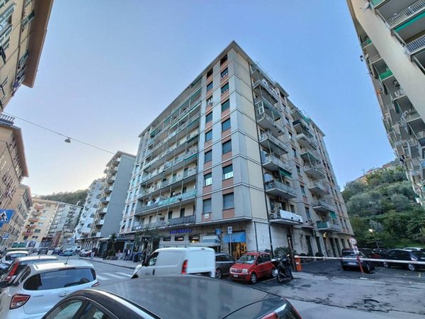 appartamento in vendita a Genova in zona Molassana
