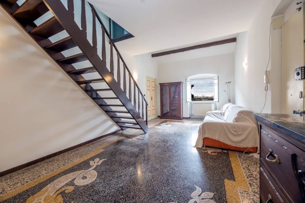 appartamento in vendita a Genova in zona Lagaccio / Granarolo