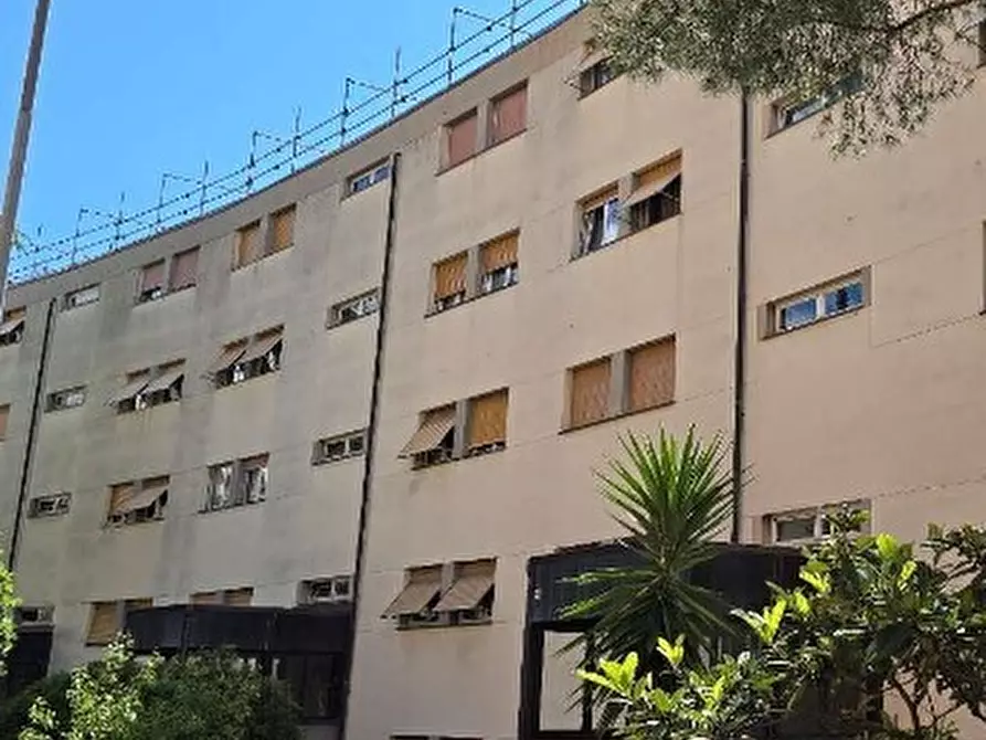 appartamento in vendita a Genova in zona Sestri Ponente