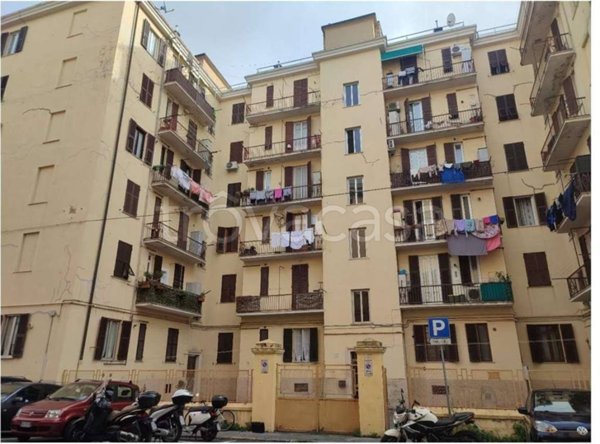 appartamento in vendita a Genova in zona Sampierdarena