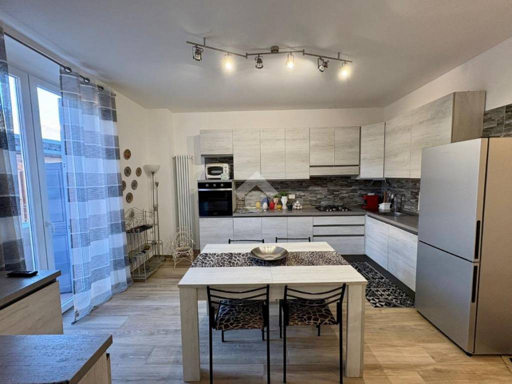 appartamento in vendita a Genova in zona Cornigliano