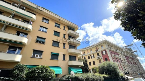 appartamento in vendita a Genova in zona Albaro