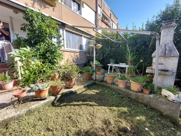 appartamento in vendita a Genova in zona Struppa