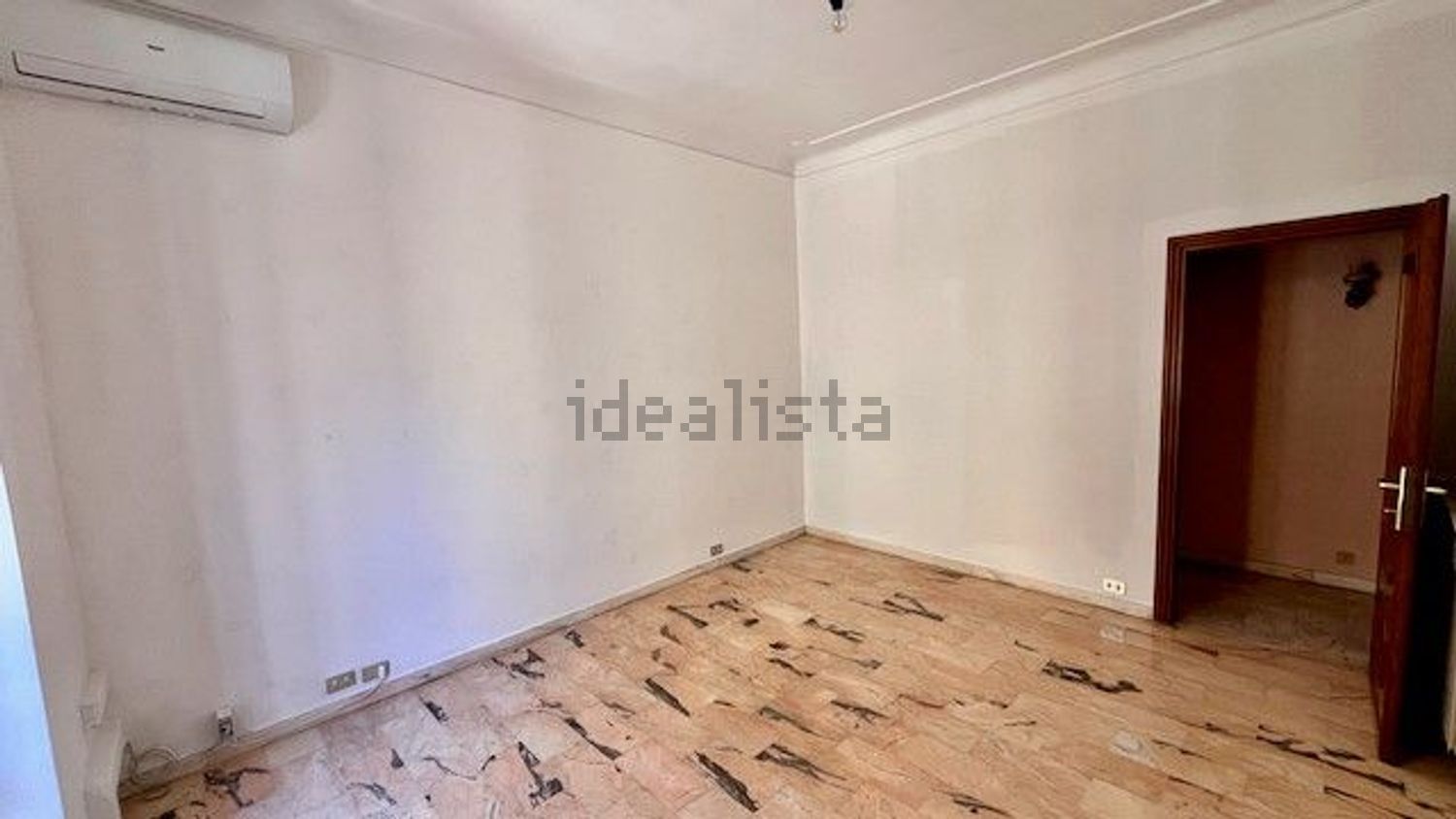 appartamento in vendita a Genova in zona Bolzaneto