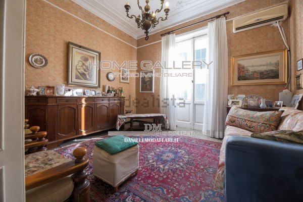 appartamento in vendita a Genova in zona Castelletto