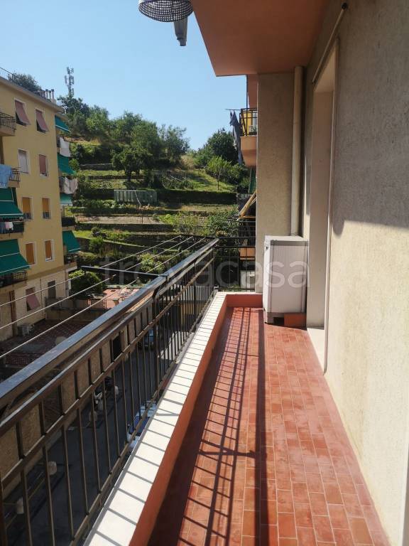 appartamento in vendita a Genova in zona Palmaro / Pra'