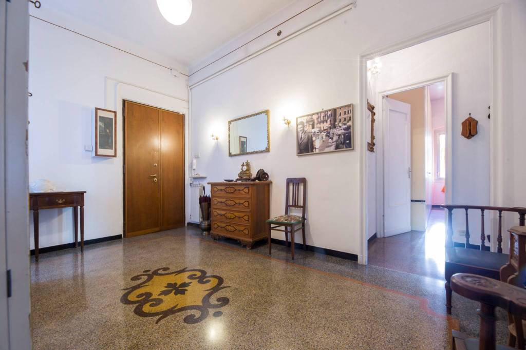 appartamento in vendita a Genova in zona Marassi