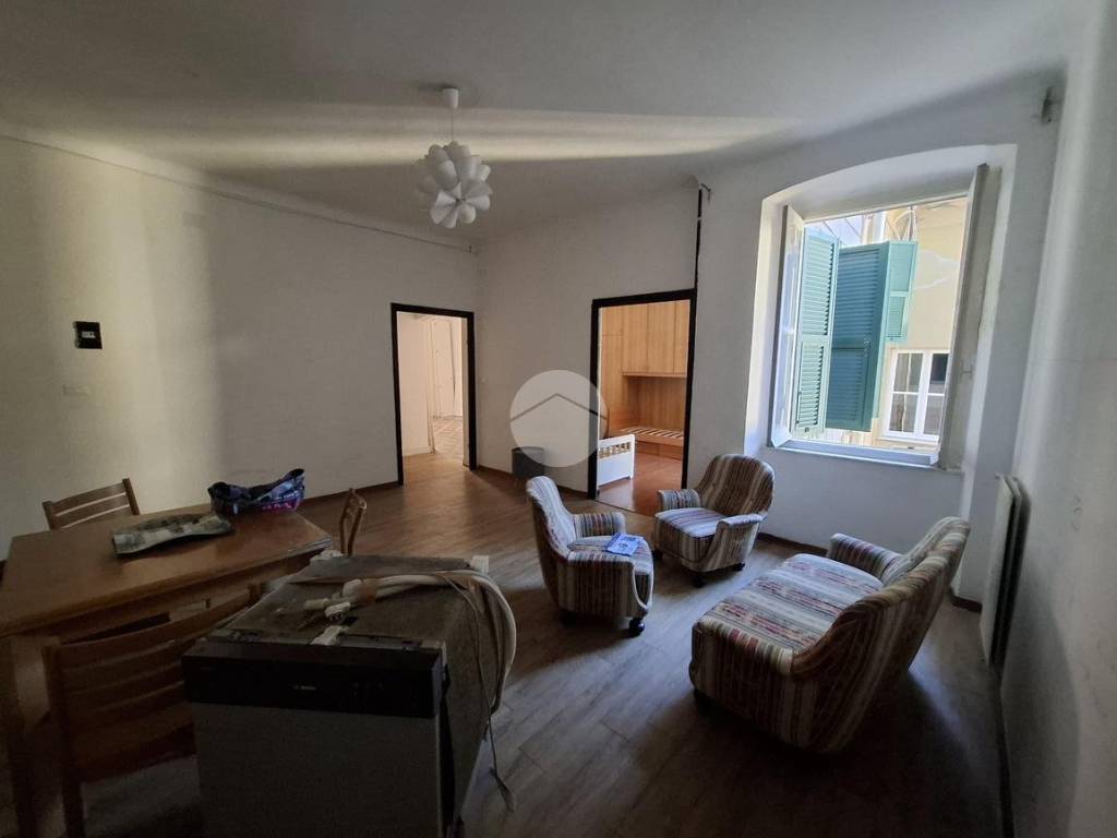 appartamento in vendita a Genova in zona Certosa