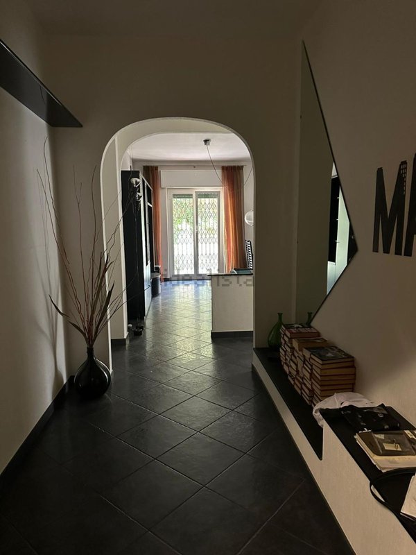 appartamento in vendita a Genova in zona San Gottardo/Sant'Eusebio