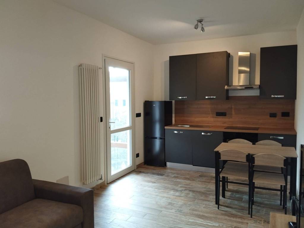 casa indipendente in vendita a Genova in zona Certosa