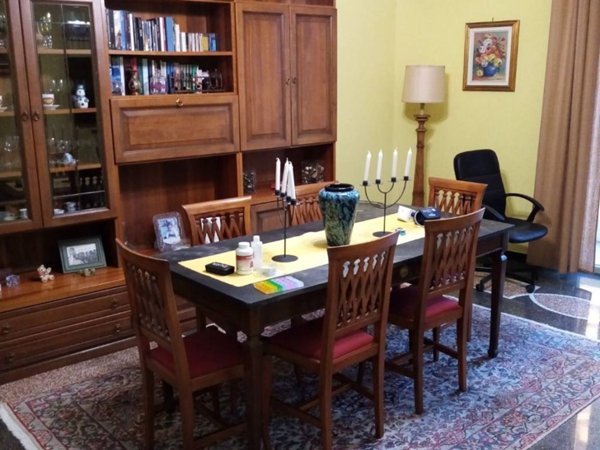 appartamento in vendita a Genova in zona Sestri Ponente