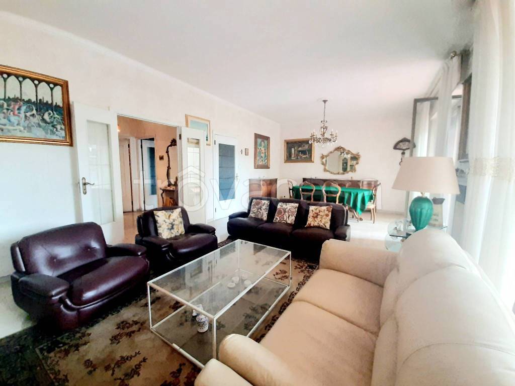 appartamento in vendita a Genova in zona Marassi