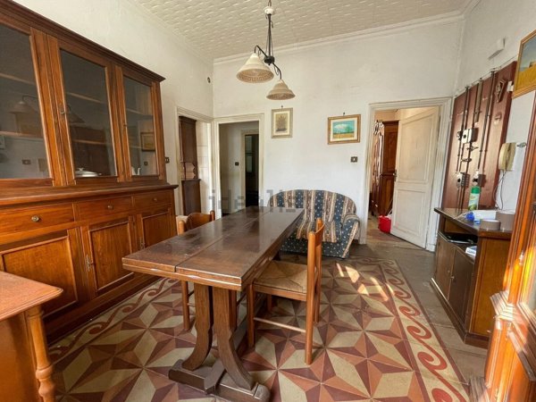 appartamento in vendita a Genova in zona Bolzaneto