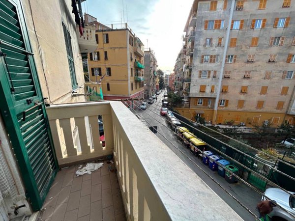 appartamento in vendita a Genova in zona Pegli