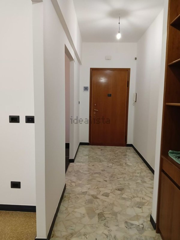 appartamento in vendita a Genova in zona Molassana