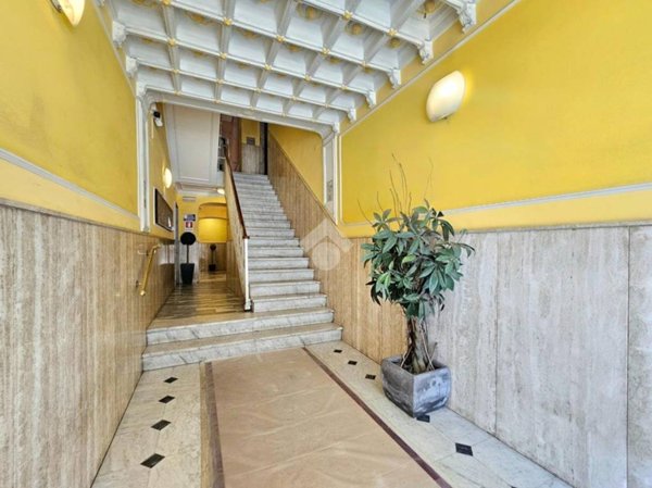 locale di sgombero in vendita a Genova in zona Foce