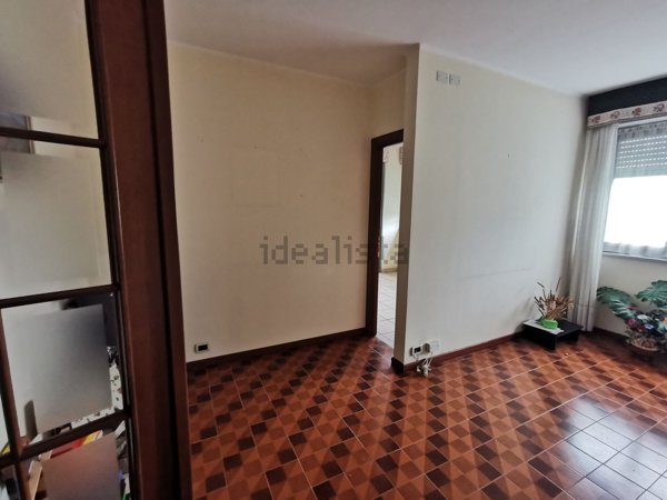 appartamento in vendita a Genova in zona Rivarolo