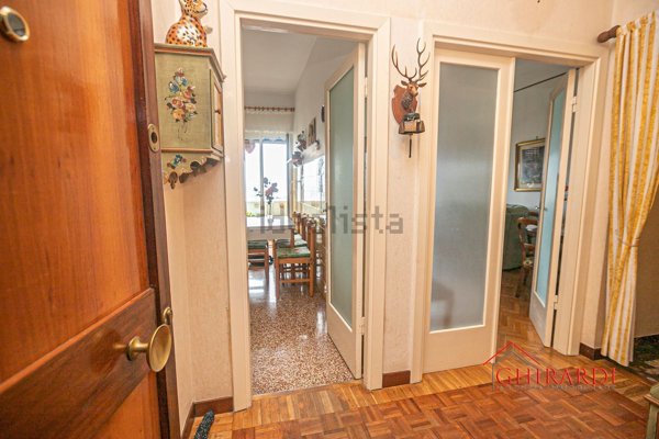 appartamento in vendita a Genova in zona Sestri Ponente