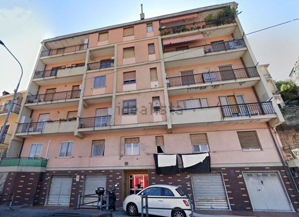 appartamento in vendita a Genova in zona Bolzaneto