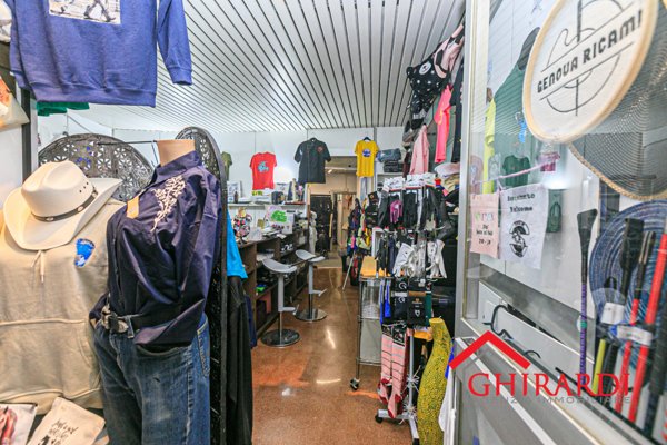 locale commerciale in vendita a Genova in zona Centro Storico