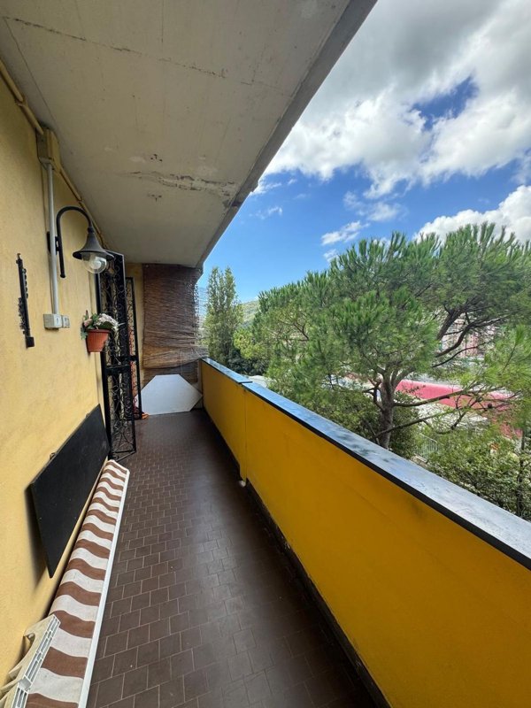 appartamento in vendita a Genova in zona Molassana