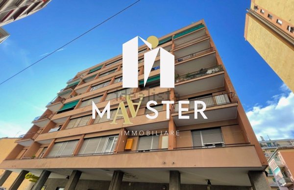 appartamento in vendita a Genova in zona Sestri Ponente